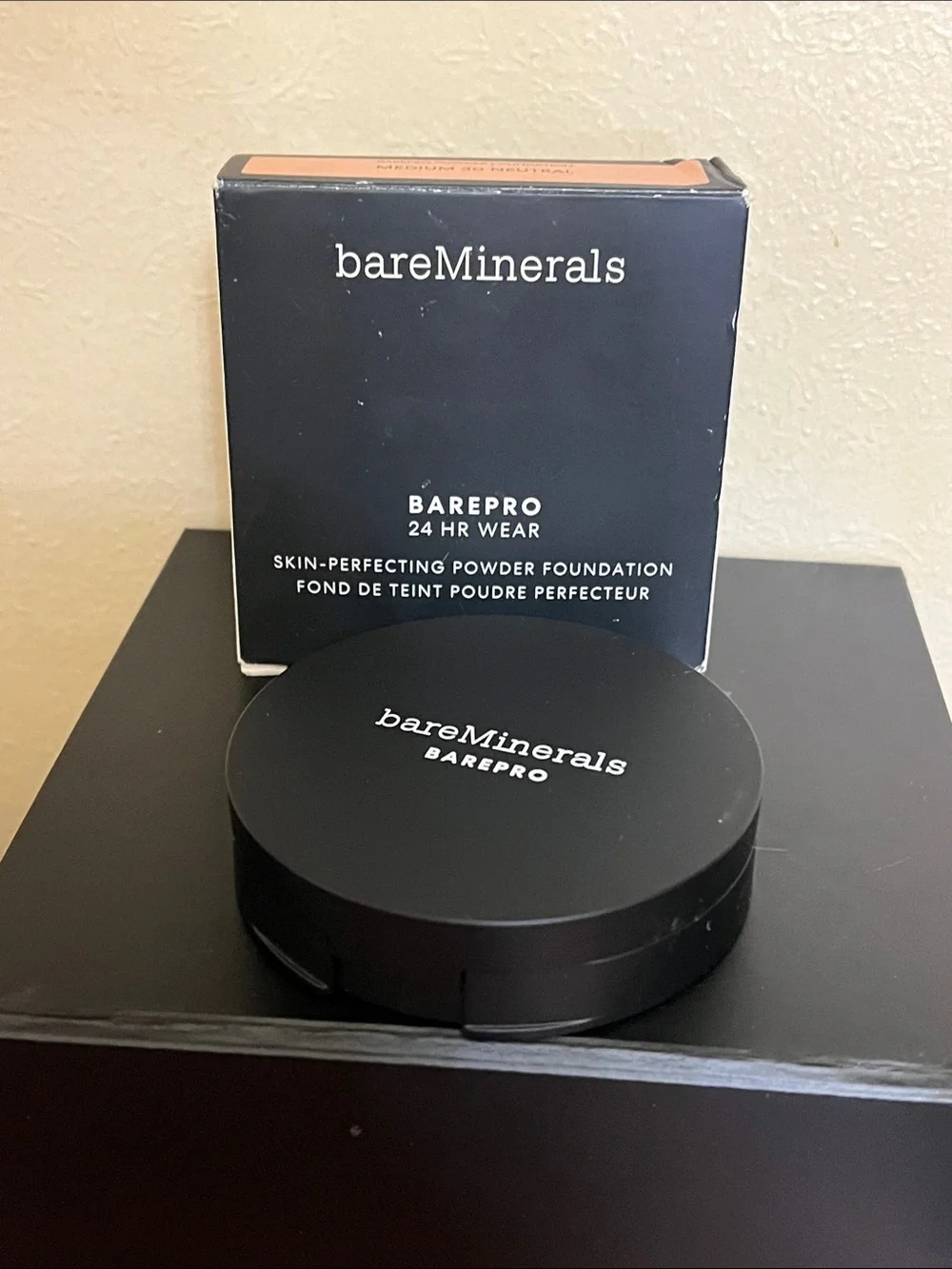 Bare minerals barepro skin perfecting powder foundation medium 30 neutral